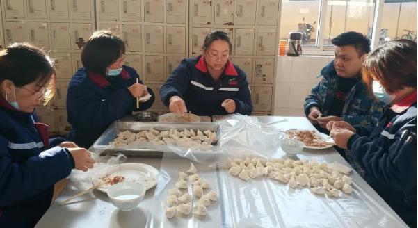 华体育app官网入口喊你来吃幸福牌大馄饨啦